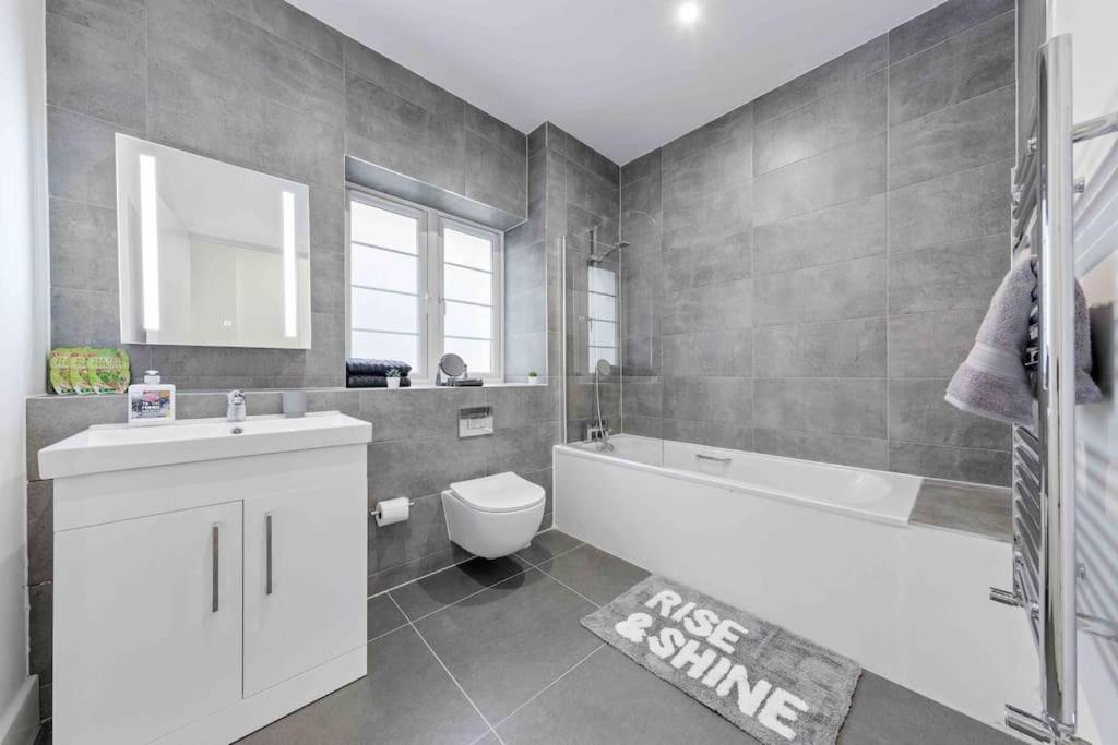 Holiday Home Sleep 8 Central London 9Elms Luaran gambar
